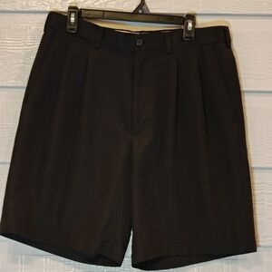 PGA Tour Shorts Mens Size 34 Black Chino Golf Belt Loops Pockets Pleated Front